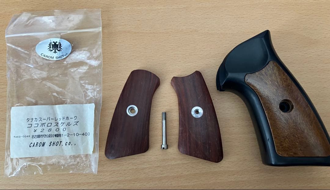 タナカ　スーパーレッドホークグリップ