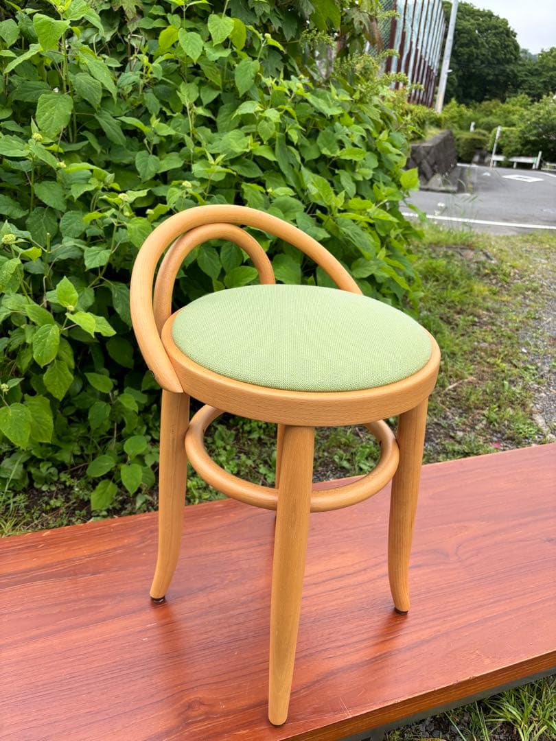 秋田木工　曲木スツール　玄関チェア　ドレッサーチェアなどに‼️