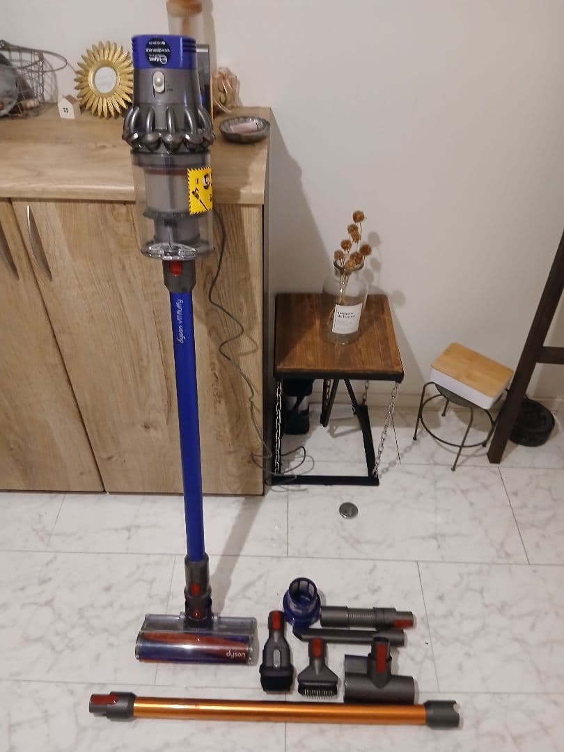 く*ら様 Dyson V10 SV12 パイプ2本 予備フィルター付 ソフトロー Amazon.co.jp: ダイソン V10 SV12 互換性フィルター 2個入り - 高性能