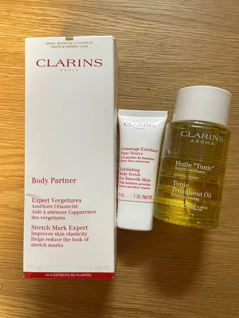 クラランス　ストレッチマークボディクリーム/トリートメントオイル/ボディスクラブ