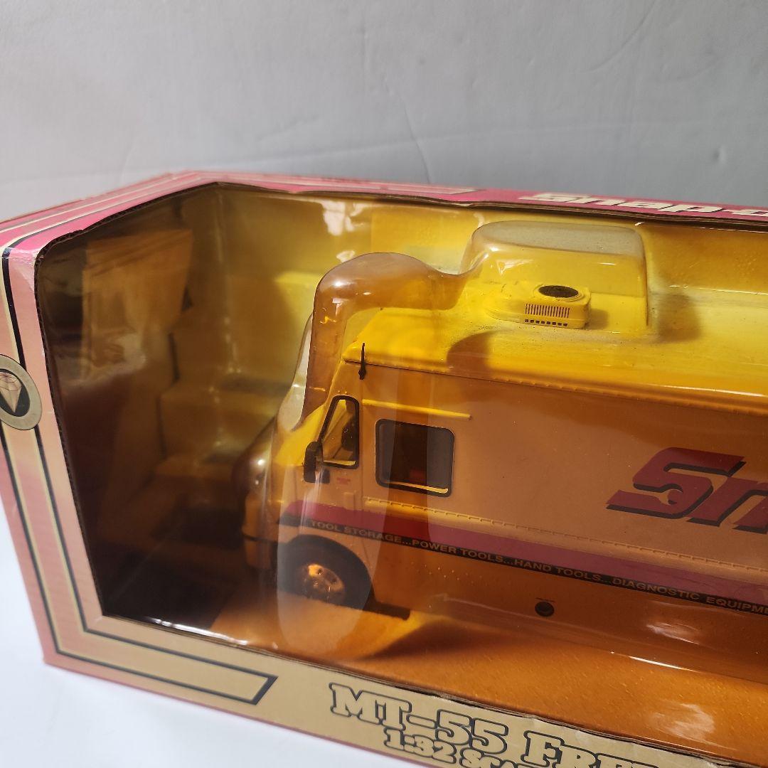 Snap-on MT-55 Freightliner 1/64