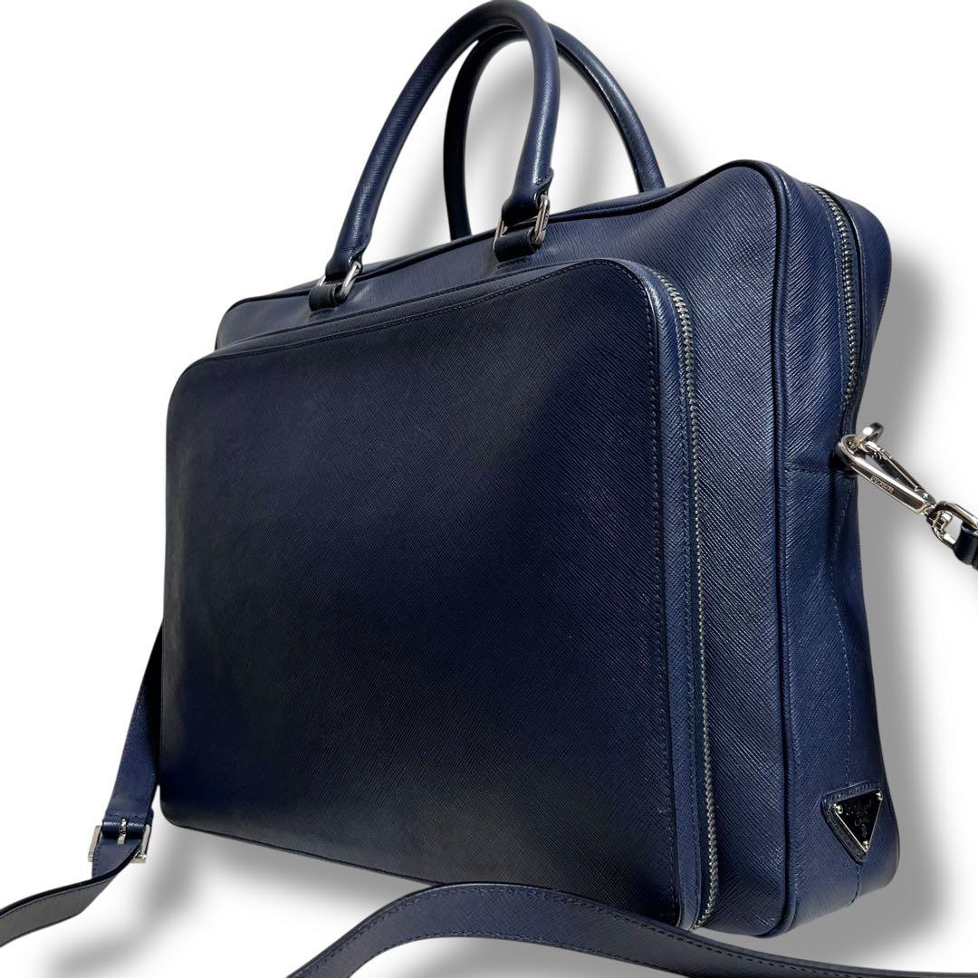 プラダ 現行 ネイビー レザー ビジネスバッグ サフィアーノ PRADA（プラダ） サフィアーノ ビジネスバッグ レザー ブルー メンズ