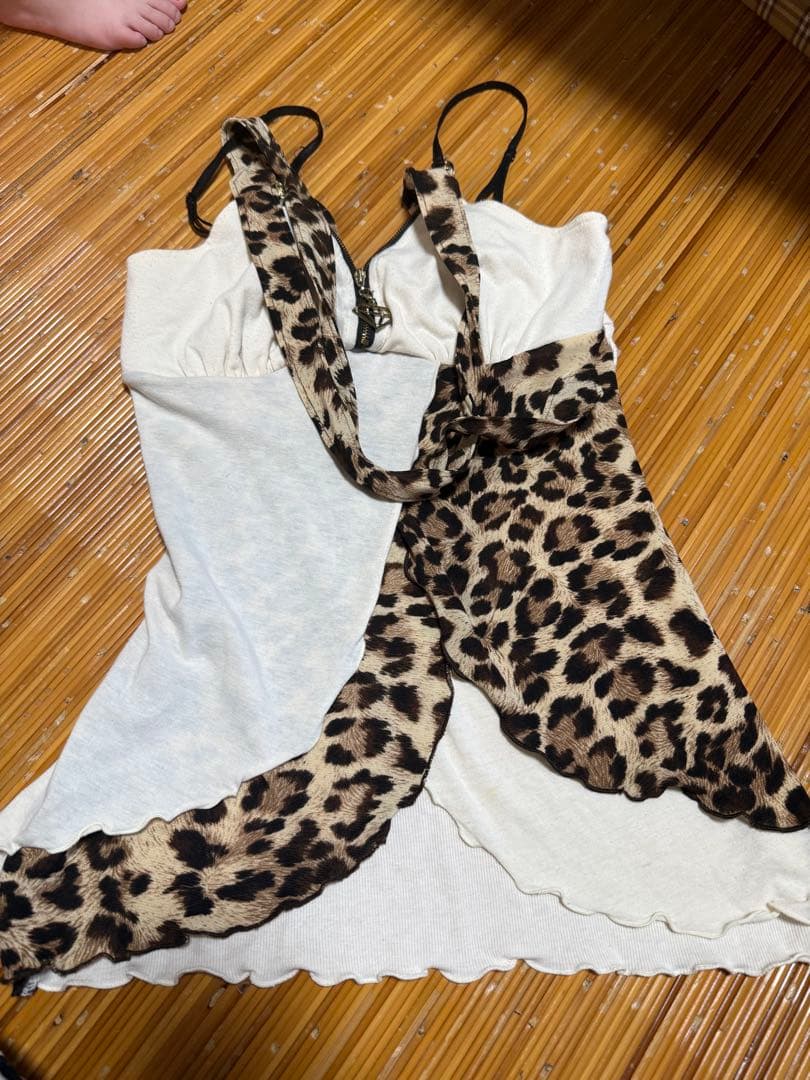 d.i.a. レオパード柄キャミソール