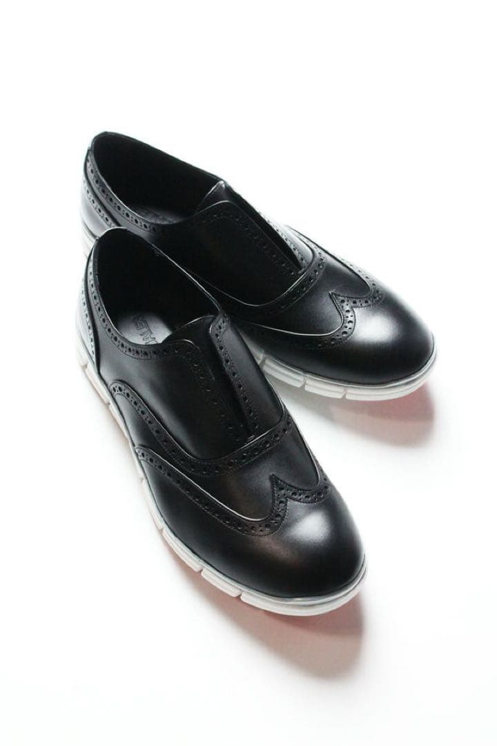 【上質】1piu1uguale3 Black WINGTIP SLIP-ON
