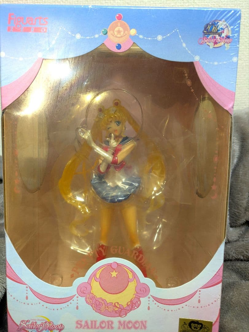 BANDAI セーラームーンフィギュア 未開封