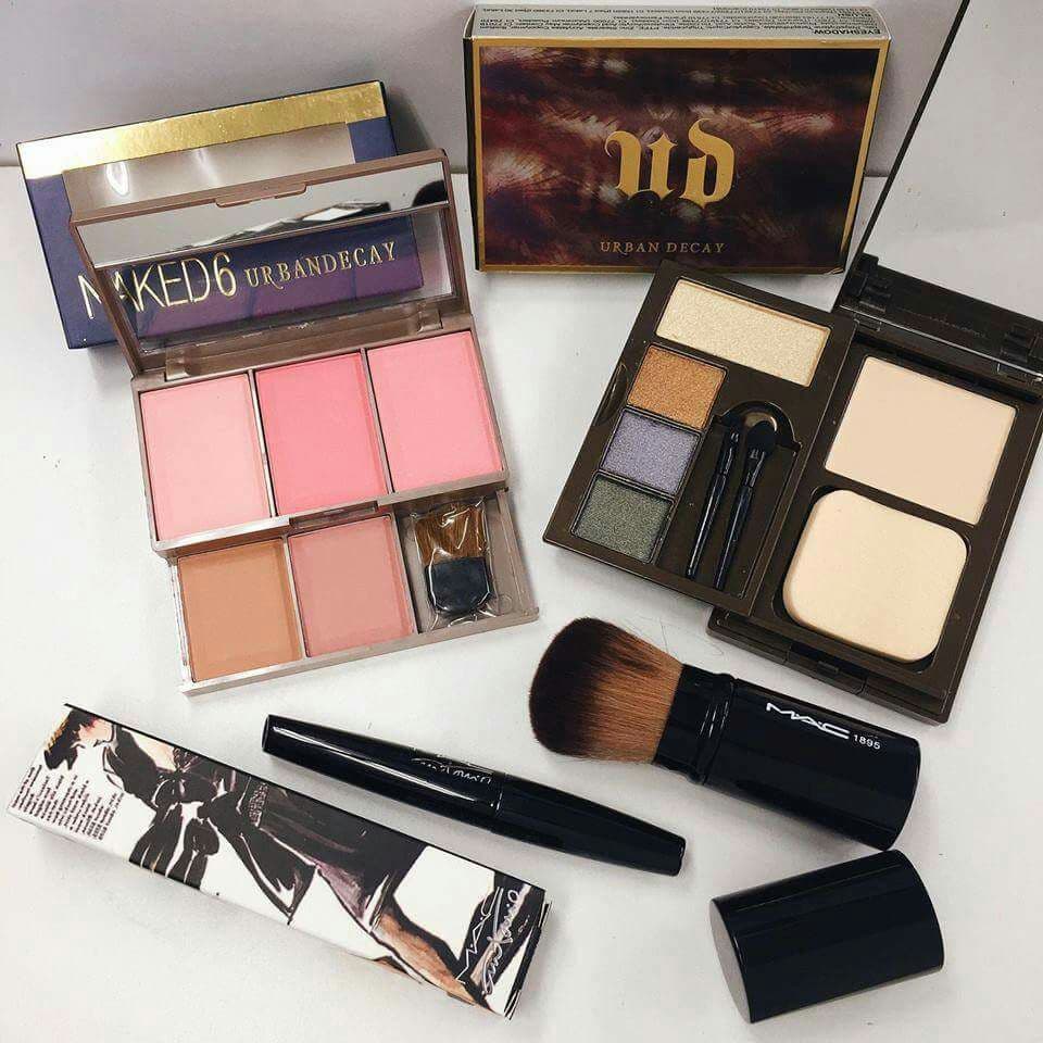 Mac&NAKED メイクアップセット