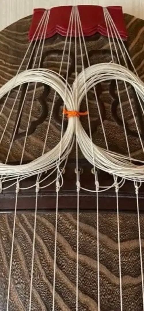 生田流箏　木製 13弦 筝 伝統的デザイン　ケース　付属品あり