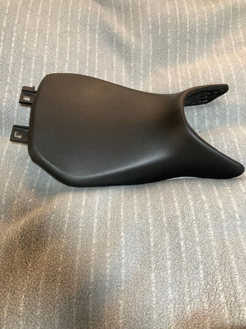  純正ミドルシートr1200r,r1250r,r1200rsr1250rs