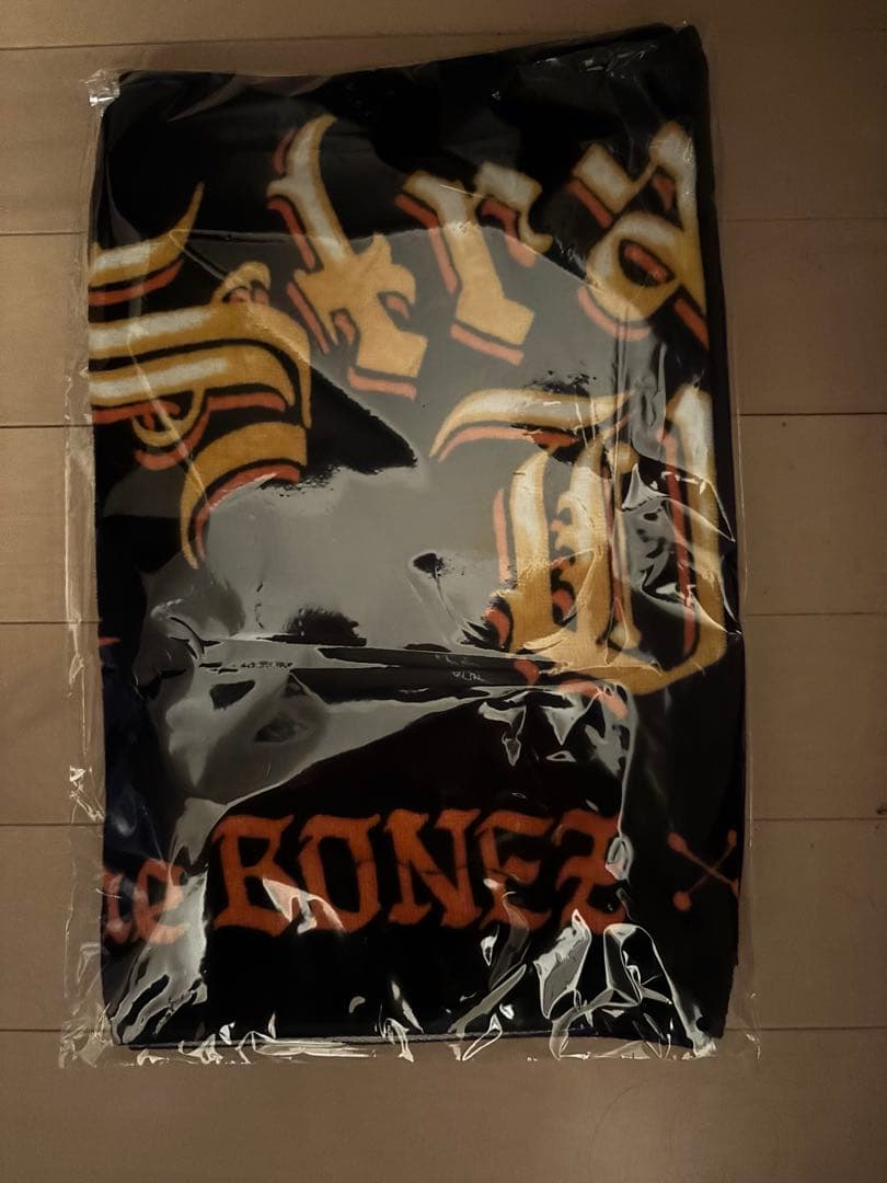 新品 Straight Up タオル TheBONEZ×DragonAsh