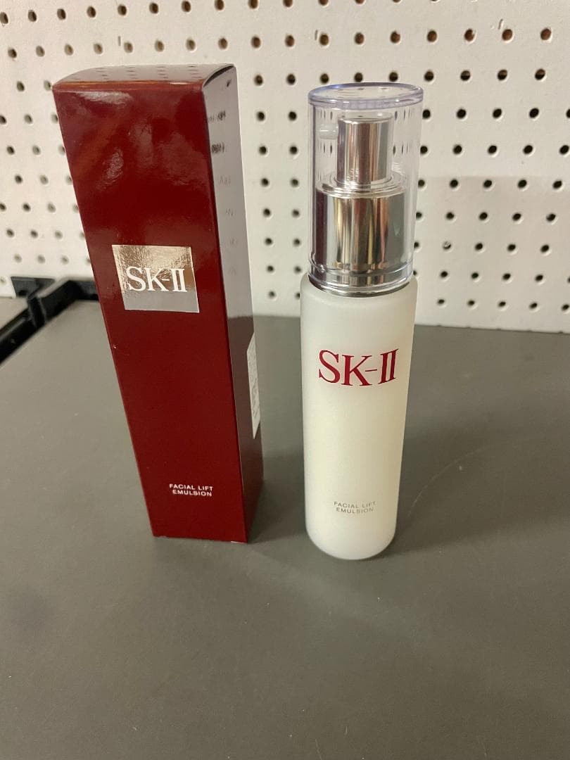 【新品】SK-II フェイシャル リフト エマルジョン 100g SK-II/エスケーツー フェイシャル リフト エマルジョン 100g 格安通販