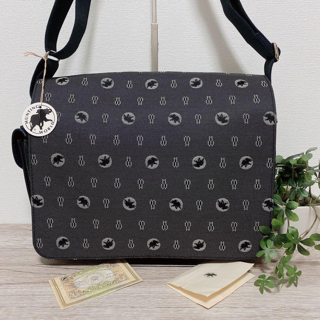 ハンティングワールド 　ショルダーバッグ 　モノグラム　メッセンジャーバッグ