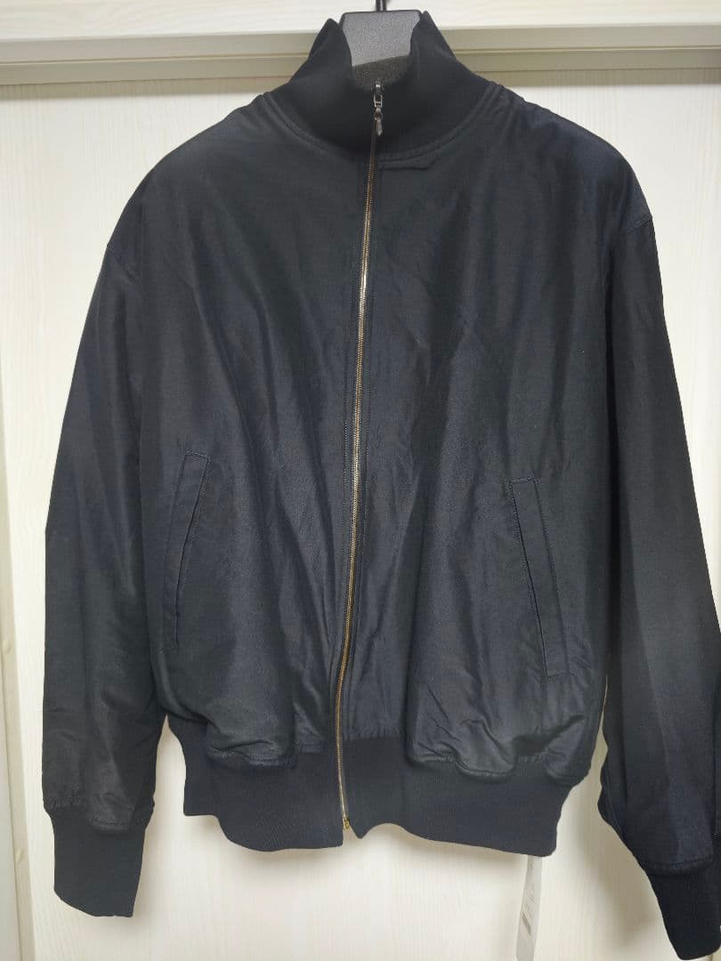 comoli 25ss リバーシブル トラックジャケット - メルカリ