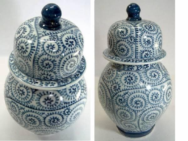 壷□古伊万里染付総蛸唐草瓶 古壺 蓋物 古い花瓶 蓋