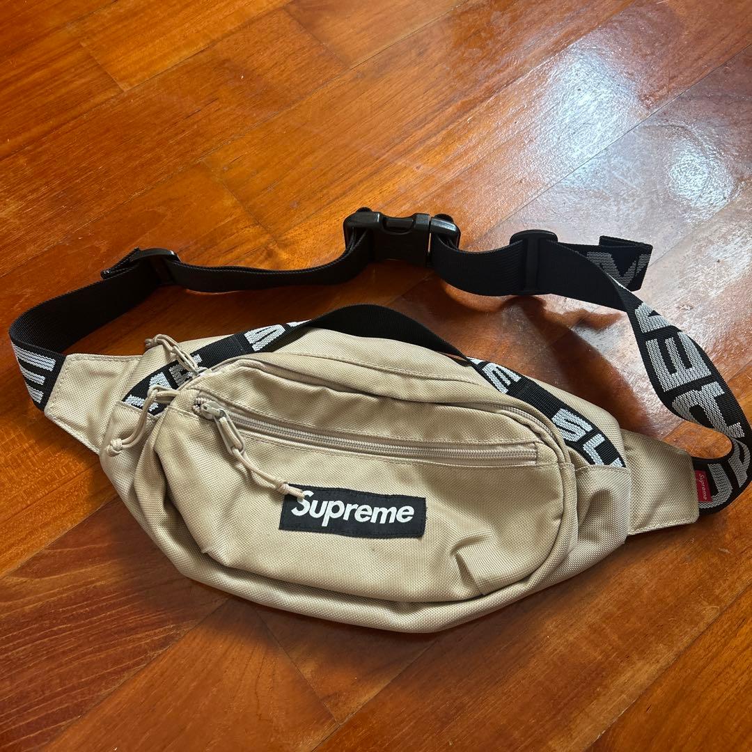 Supreme ボディバッグ ベージュ シュプリーム ウエストバッグ ウエストポーチ ロゴデザイン supreme