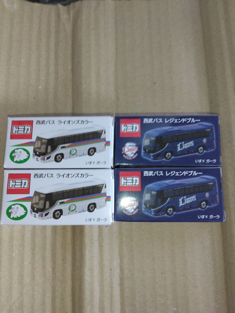 クリアケース トミカ 西武バス ライオンズカラー レジェンドブルー 計4台 トミカ 西武バス ライオンズカラー&レジェンドブルー - メルカリ