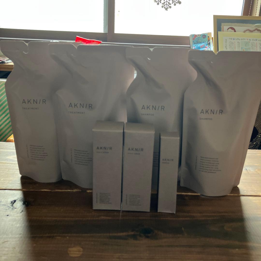 アクニー　梨花　りんか　リンカ　シャンプー　トリートメント　ヘアスカルプセラム