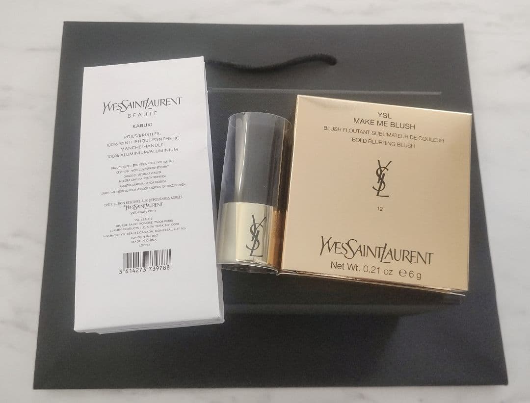 モノ様　　　　　　　　YSL　メイクミーブラッシュ パウダー　12　カブキブラシ