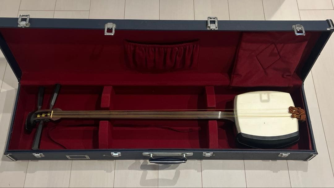 三味線 本体 白黒