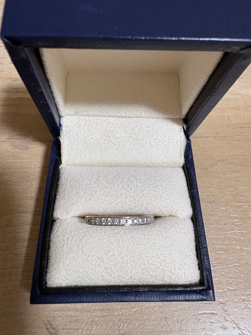 ハーフエタニティリング