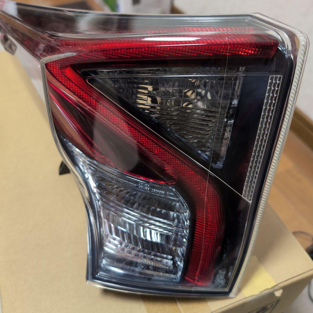 トヨタ プリウス50前期 テールランプ 50プリウス 前期用 純正タイプLEDテールランプ クリアータイプ 予約