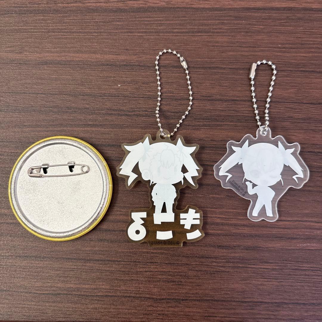 怪獣8号 四ノ宮キコル アクリルキーホルダー 缶バッジ - メルカリ