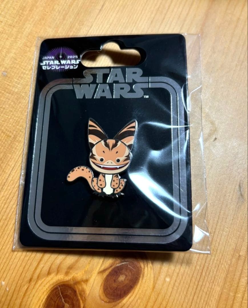 スターウォーズセレブレーションピンピンバッジロスキャット