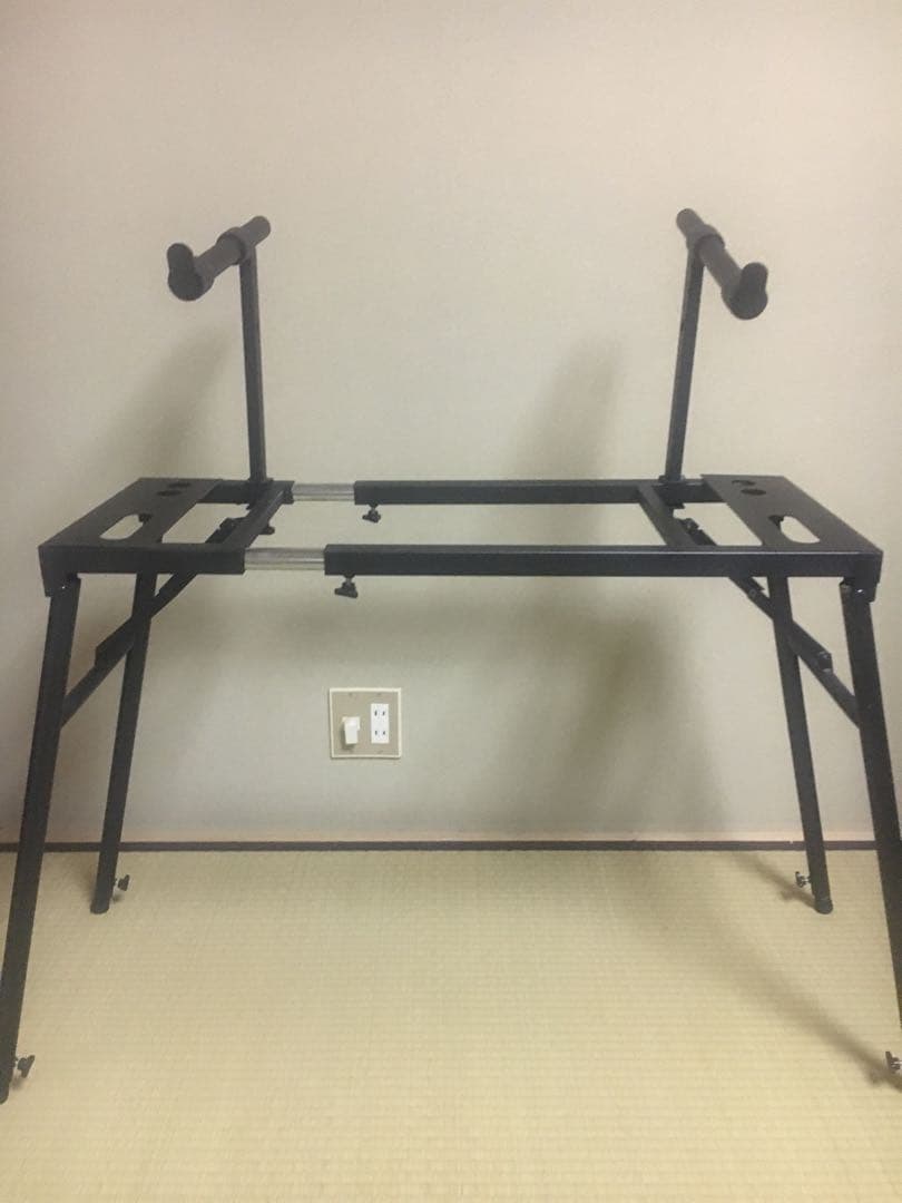 2段　キーボードスタンド ブラック 高さ横の調整可能 キーボードスタンド X型 7段階高さ調節 折りたたみ 折り畳み 軽量 滑落