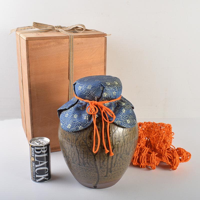 丹波焼　信水窯　飾壷　口覆・飾紐付　共箱　C　6592C 飾茶壺 飾壺 丹波焼き 立杭焼き 市野信水窯 口覆仕服 網 飾り紐3本 口