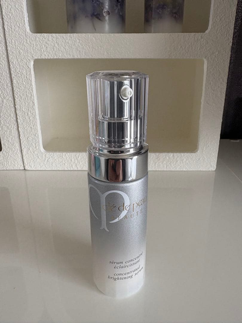 クレドポーボーテ　セラムコンサントレエクレルシサン　40ml