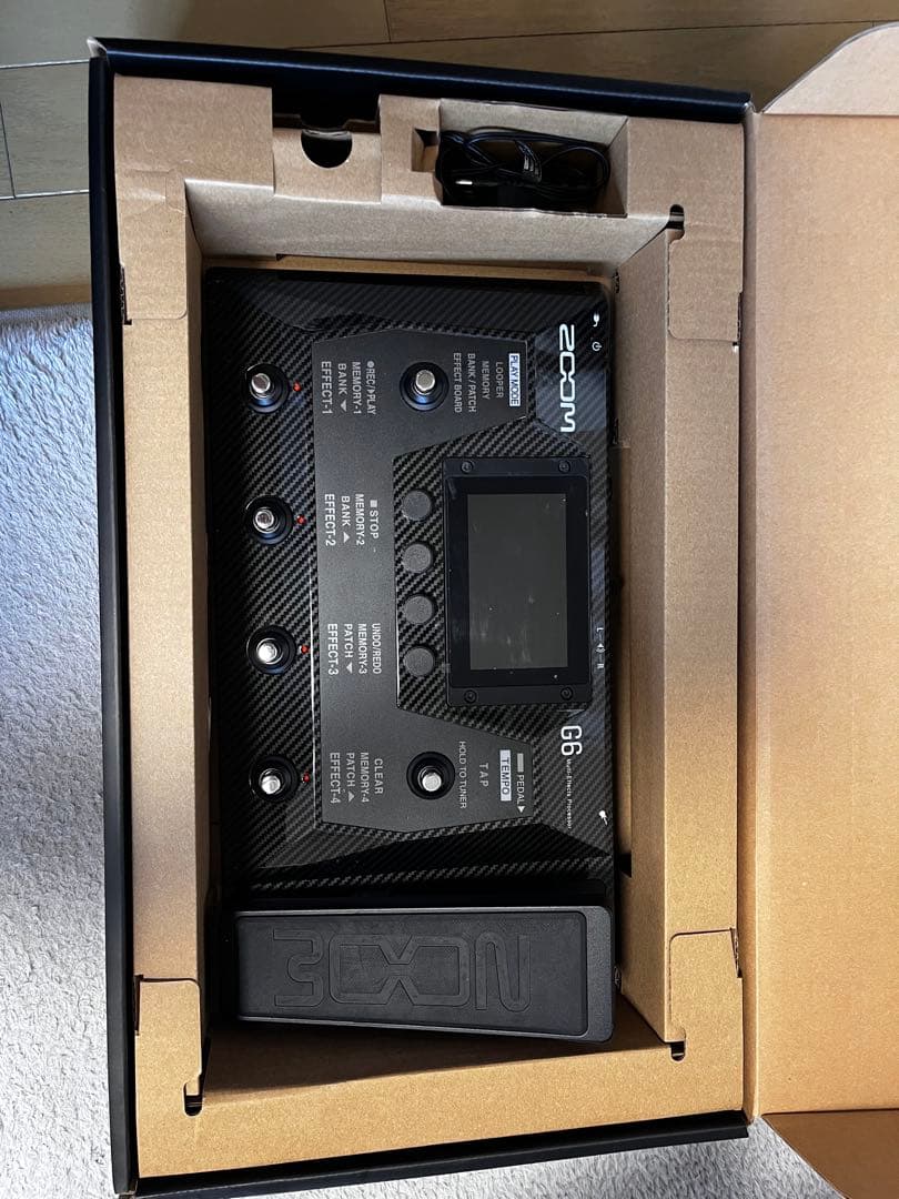 【値下げ中】Zoom G6 マルチエフェクター 箱付き
