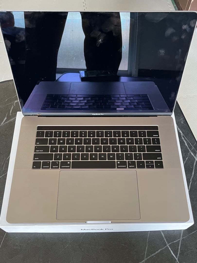 中*島様 MacBook Pro 2018