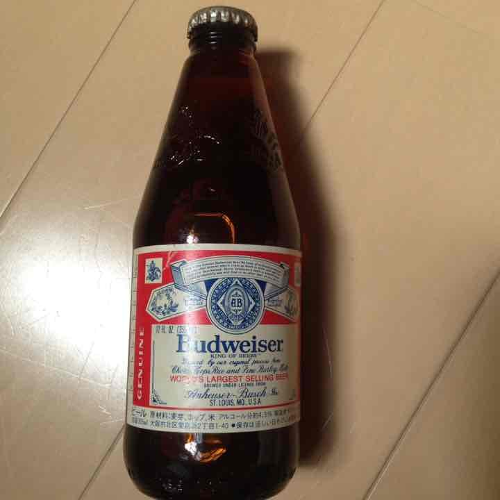 30年以上前の品。1992年物のバドワイザー ビール 未開封 コレクションに