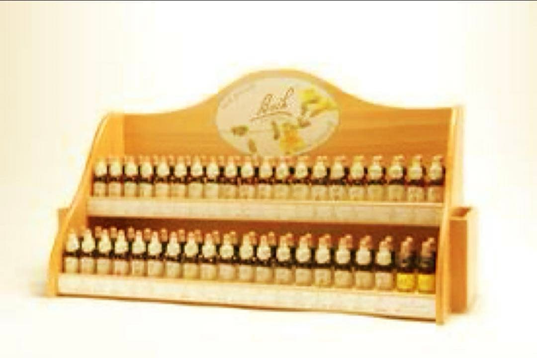 バッチフラワーレメディ　木製ディスプレイ