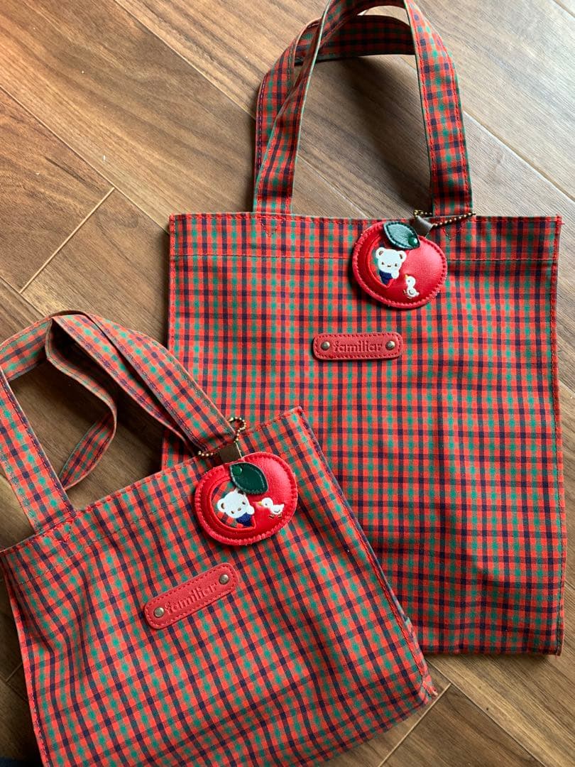 ファミリア 赤チェックバッグ　セット売り