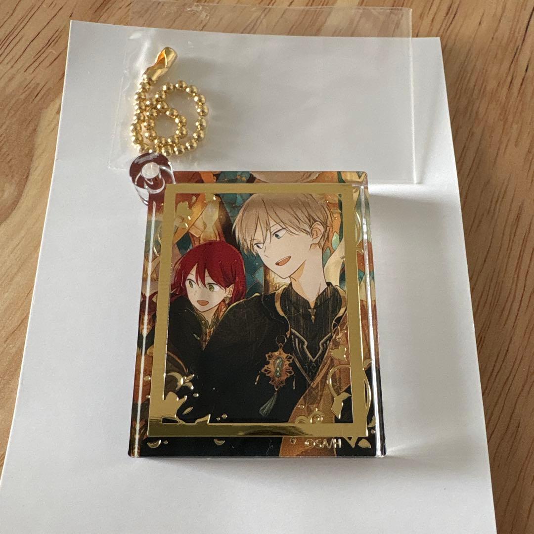 赤髪の白雪姫 ミニフォト風カード 原画展 アクリルキーホルダー - メルカリ