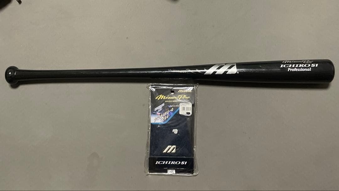 ミズノプロ　イチローモデル　バット　リストバンドセット