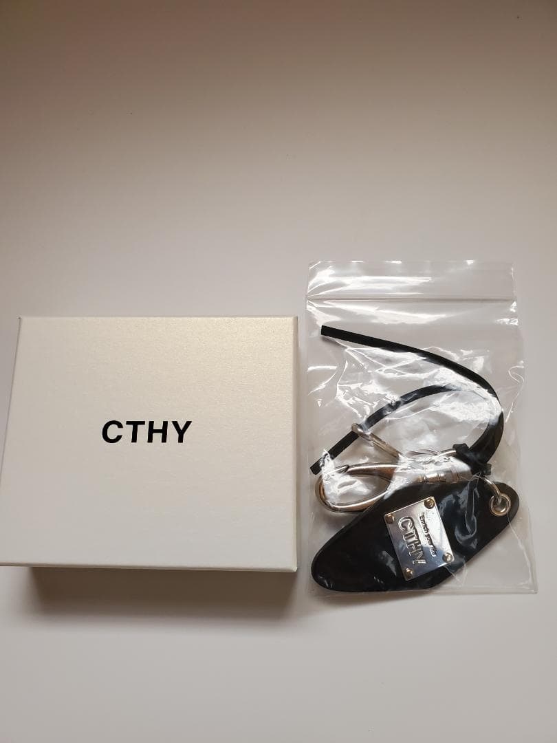 【CTHY】 LEATHER ROOM KEYRING Leather Keychain | Luxury Accessories – TORRO USA