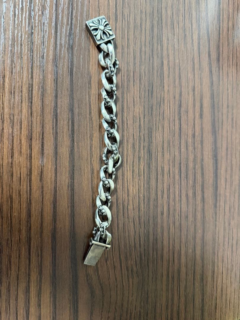 シルバーチェーンブレスレット