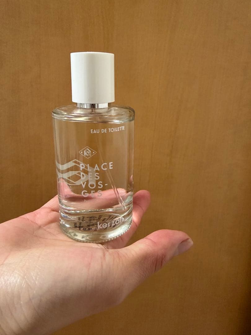 Kerzon PLACE DES VOSGES 香水　ヴォージュ広場