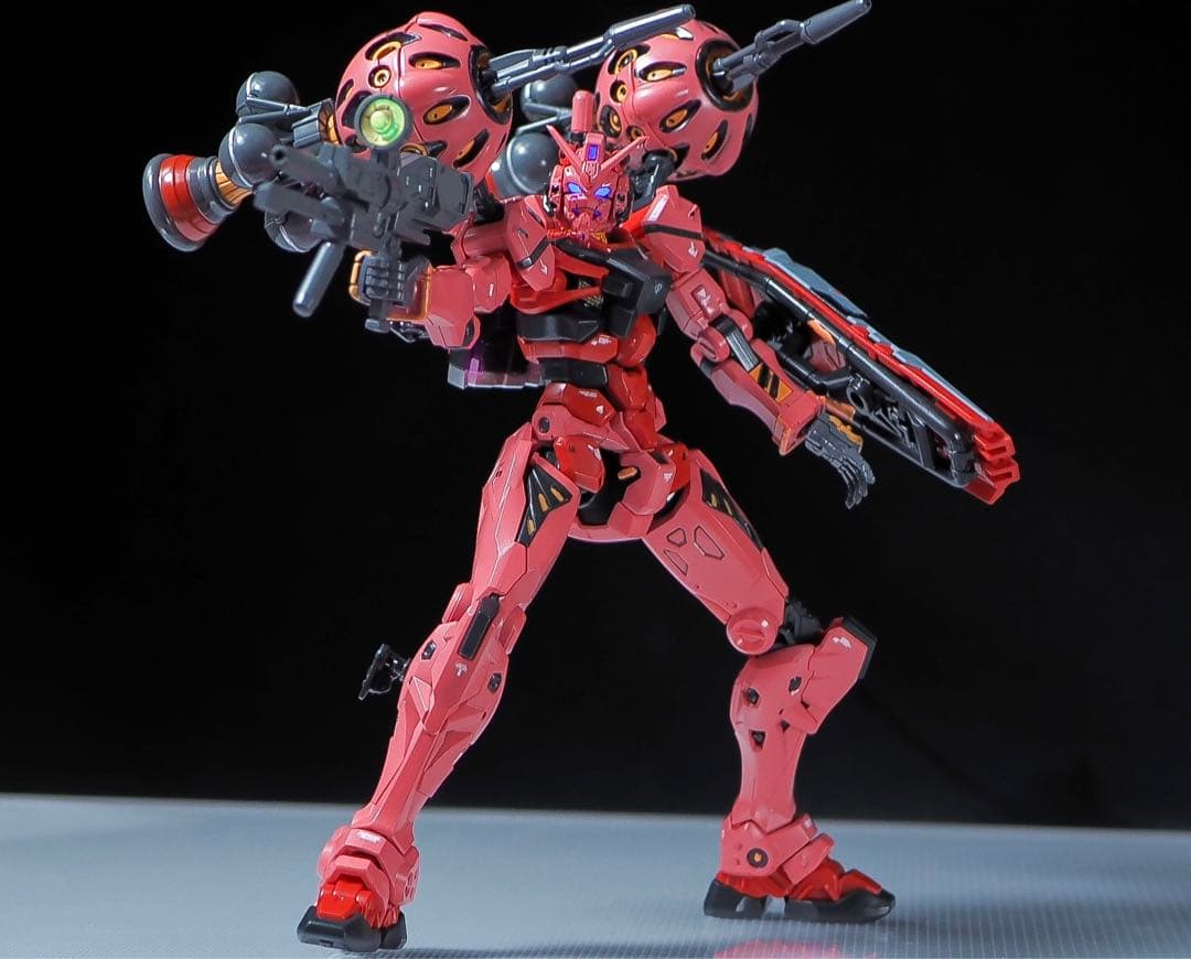 hg 赤いガンダム 塗装済み完成品 全塗装 徹底塗り分け - メルカリ