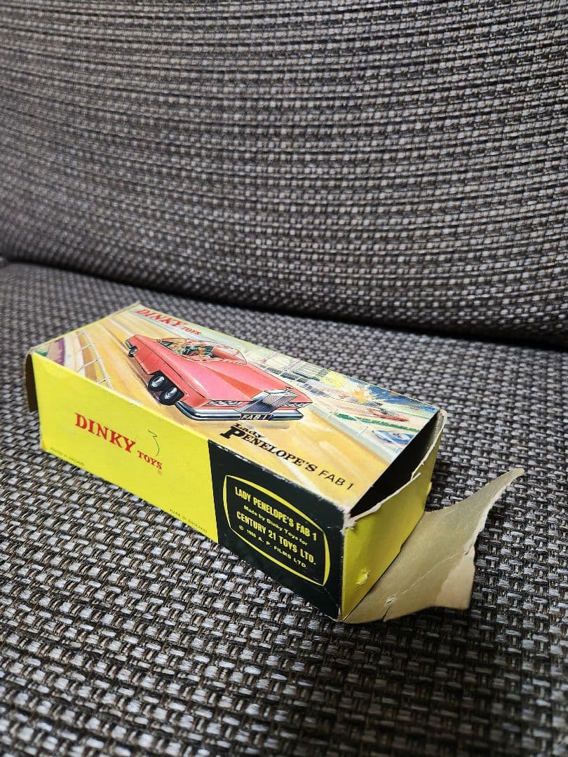 貴重□レア サンダーバード ペネロープ号 1/43 / ディンキー