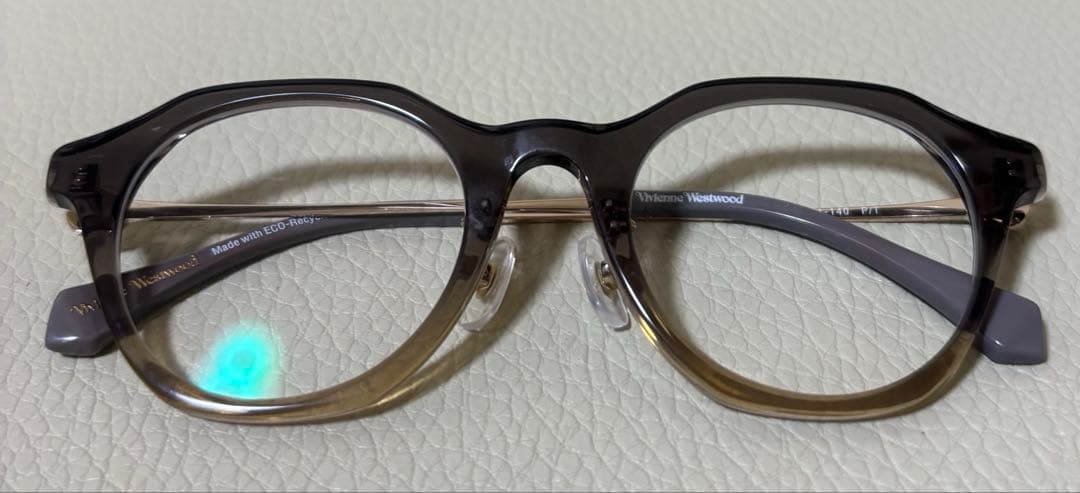 ヴィヴィアンウエストウッド　度入りメガネ　+0.75