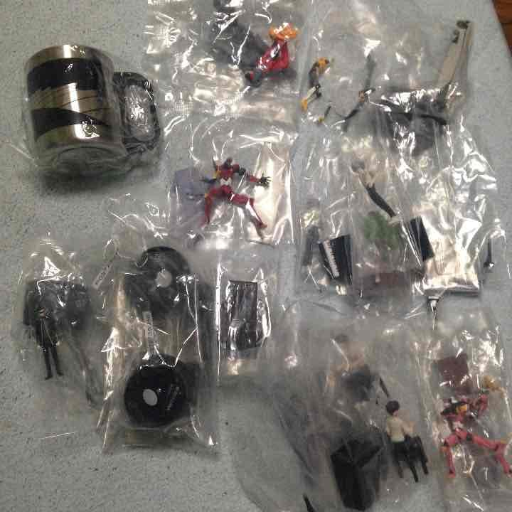 エヴァンゲリオン1番くじのミニフィギュア、コップ