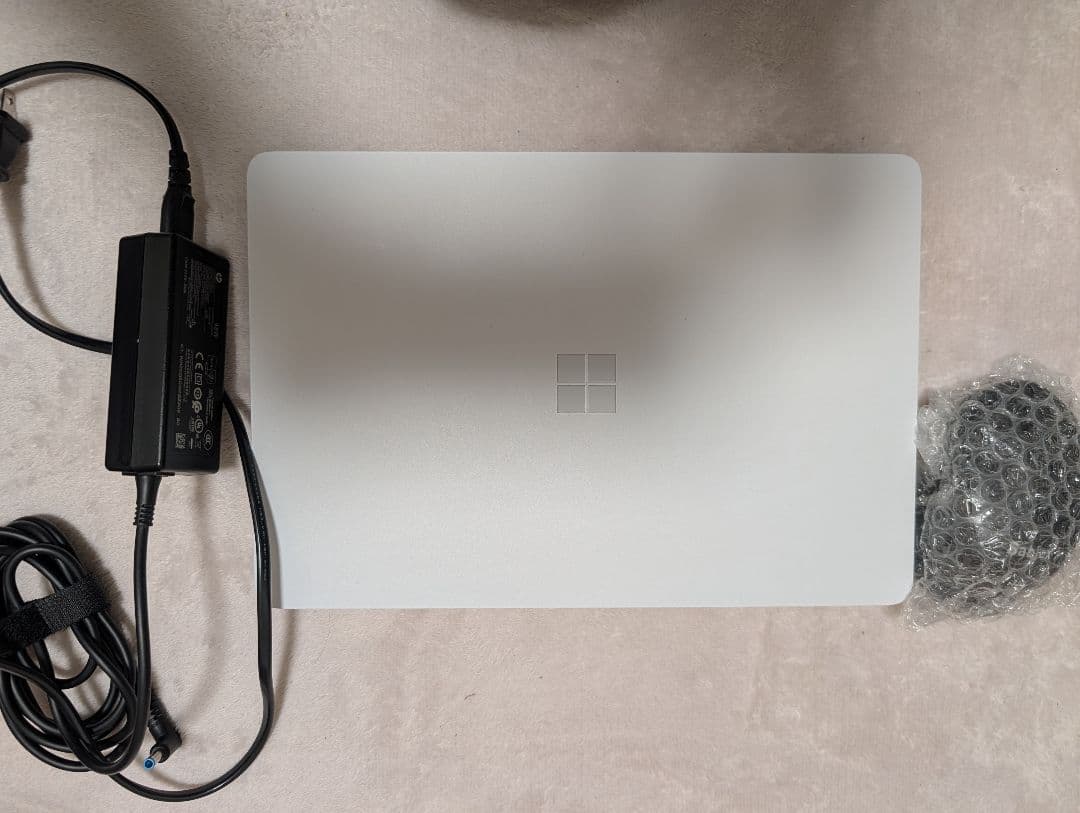 Windowsノート本体 Microsoft surface laptop se