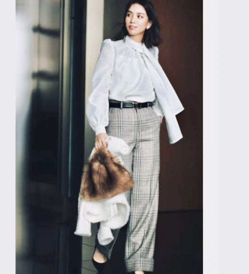 神崎恵☆新品タグ付☆ Dolce&Gabbana☆ボウタイ/シルク最上級レース 🌶