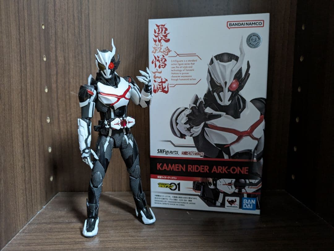 S.H.Figuarts 仮面ライダーアークワン