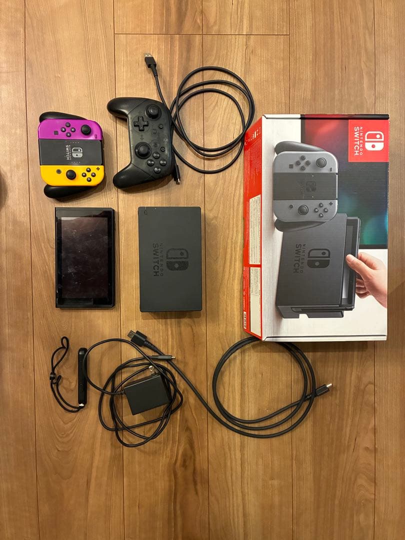 ぽ*こ様 Nintendo Switch 本体 ネオンイエロー・ネオンパープル