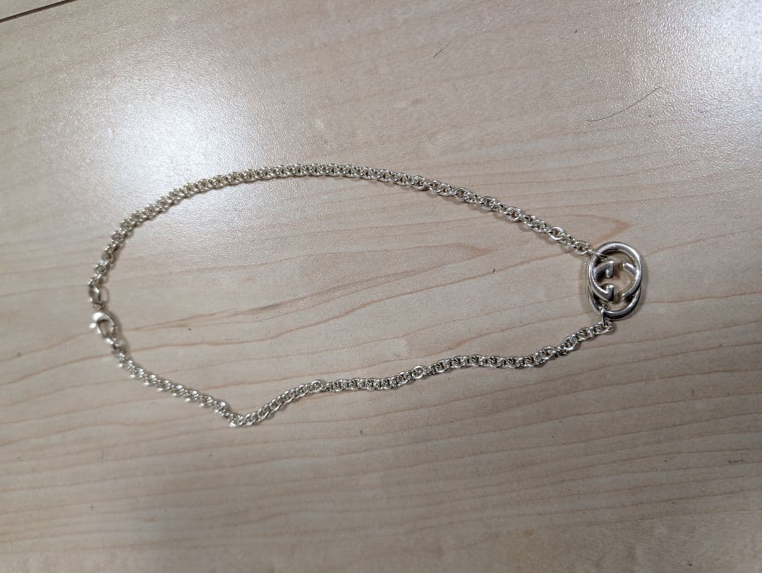 ma　GUCCI シルバー ロゴネックレス