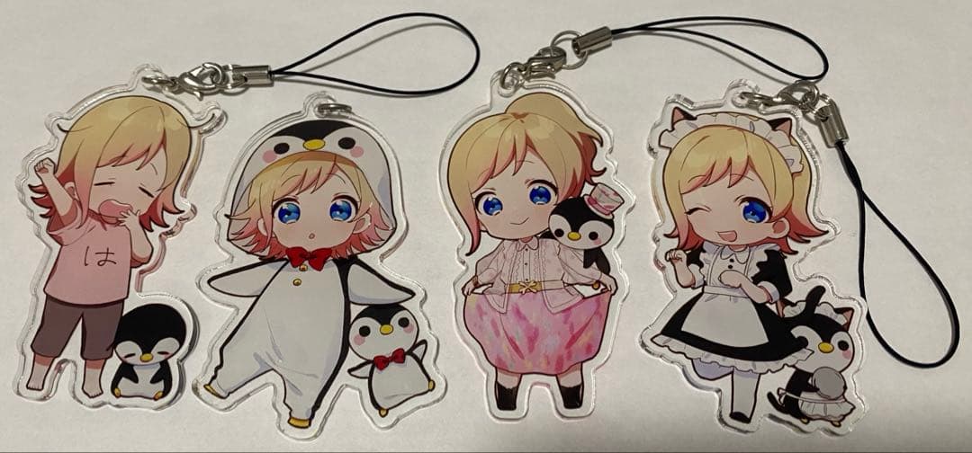 Hanon アクリルキーホルダー 4種類