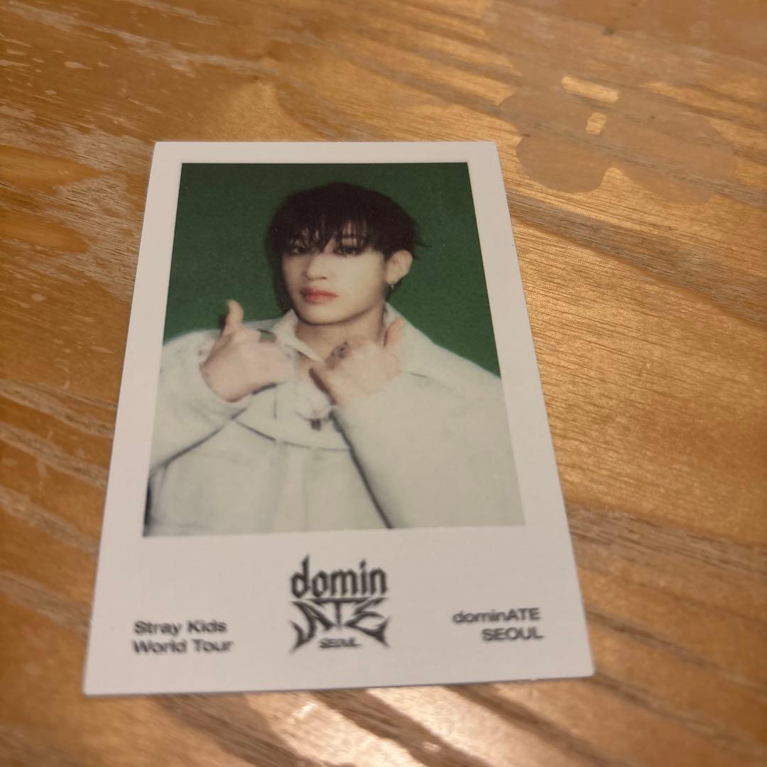 スキズdomin World Tour 封入トレカ、チェキ3枚バンチャン - メルカリ